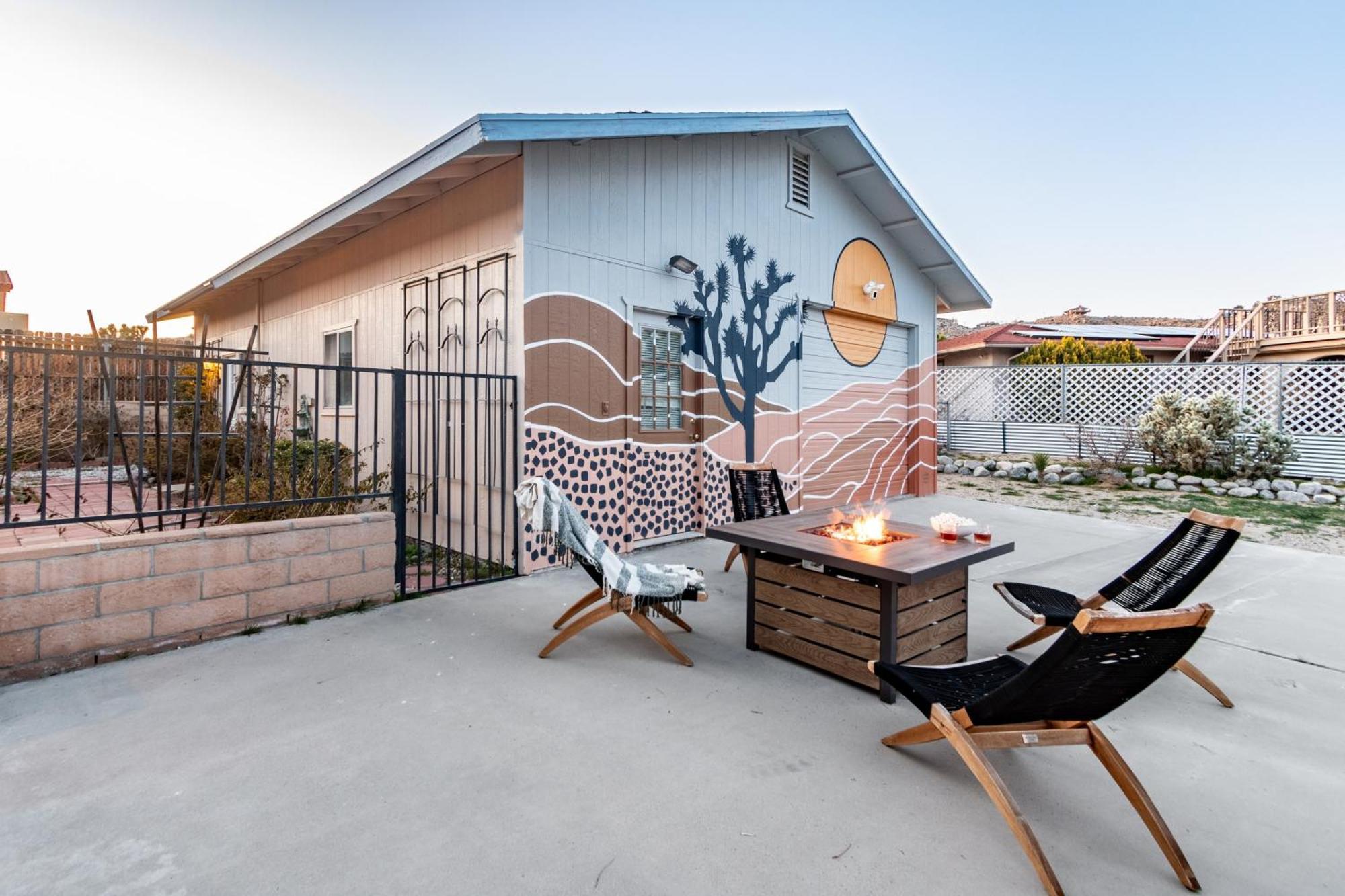 Archie By Avantstay Desert Retreat W Courtyard Edge Of Joshua Tree Yucca Valley Eksteriør billede